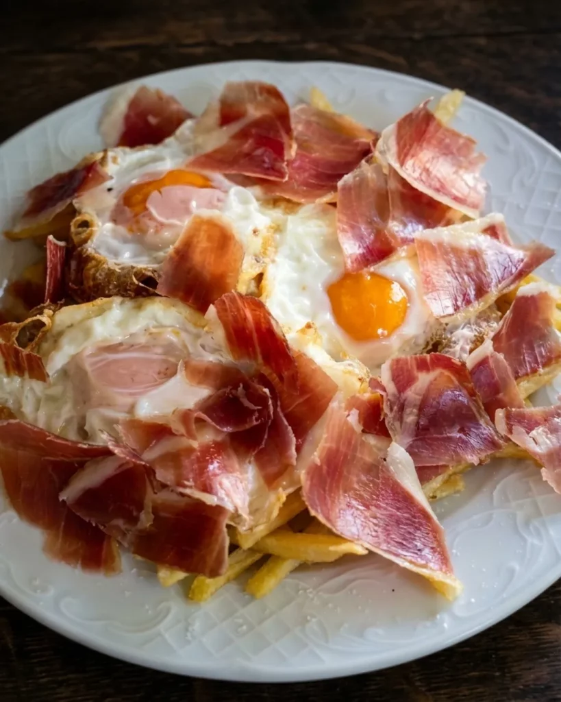 huevos-rotos-caseros-jamon-restaurante-madrid.jpg